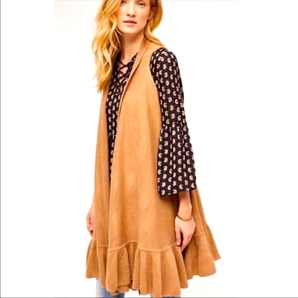 Anthropologie Evelyn K ruffled hem sweater vest